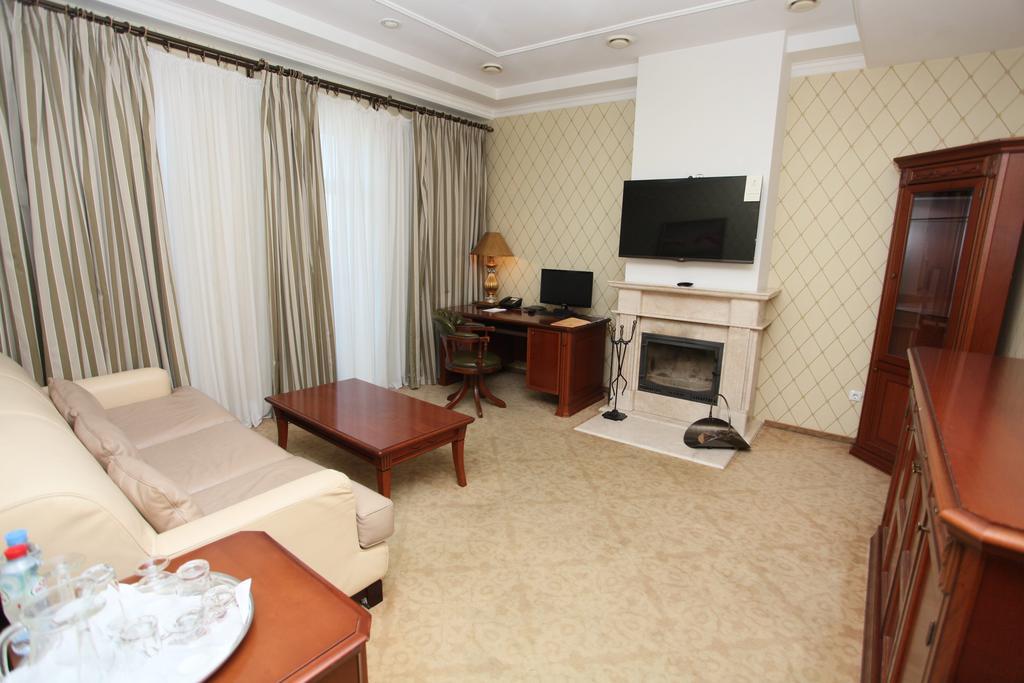 Hotel Premier Krasnodar Exteriér fotografie